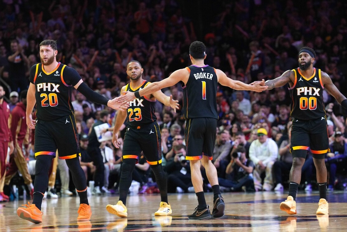 包含窗口期NBA季后赛焦点战；波士顿凯尔特人遗憾出局；悬念犹存；心理建设被强调的词条